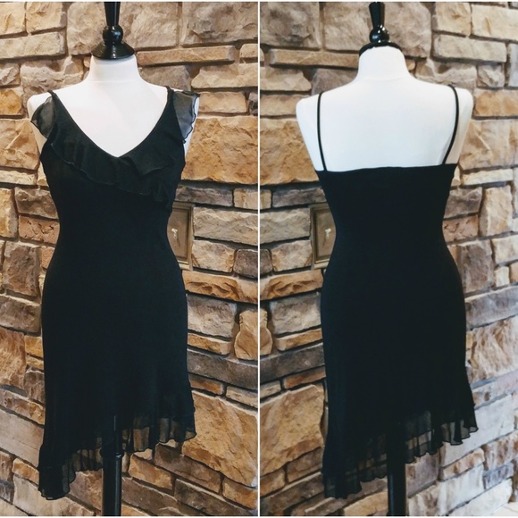 No Label Dresses & Skirts - Black Strapless V-Neck Assymetrical Hem Dress